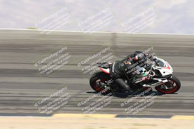 media/May-10-2025-Race Pace (Sat) [[db32fef2da]]/Vested/3-Bowl Set 1 (9am)/